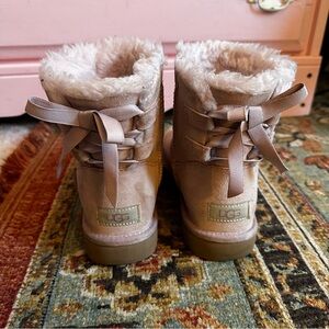 UGG mini bailey bow boots